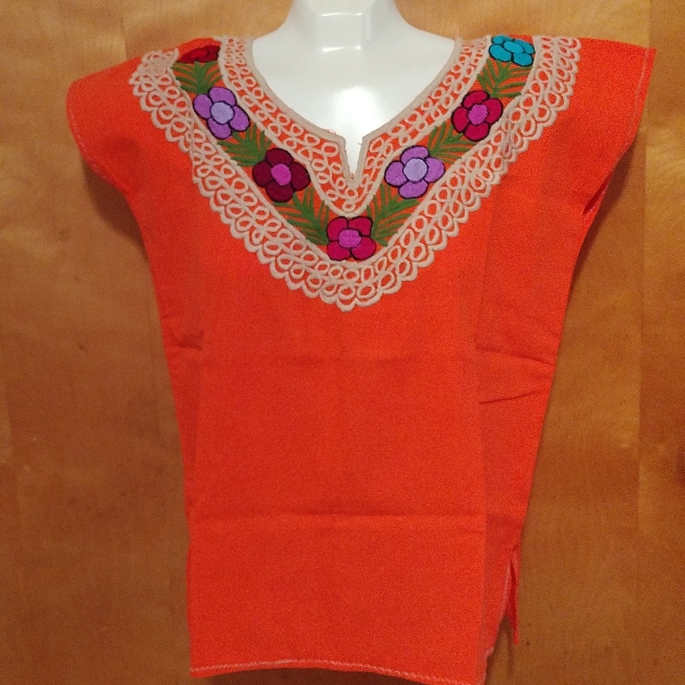 Embroidered cotton orange blouse  Size M